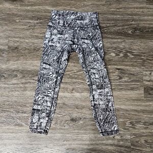 NWOT Lululemon print leggings